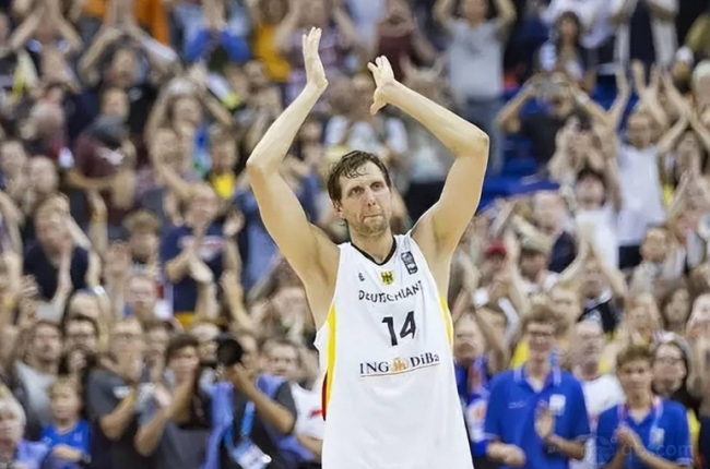 自己的篮球 自己的篮球