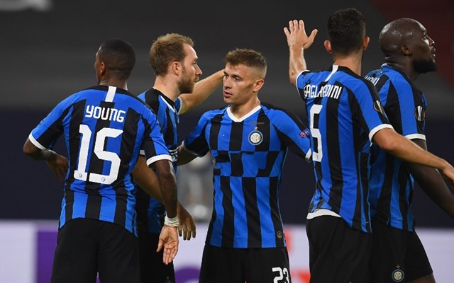 加拿大分获 加拿大分获
